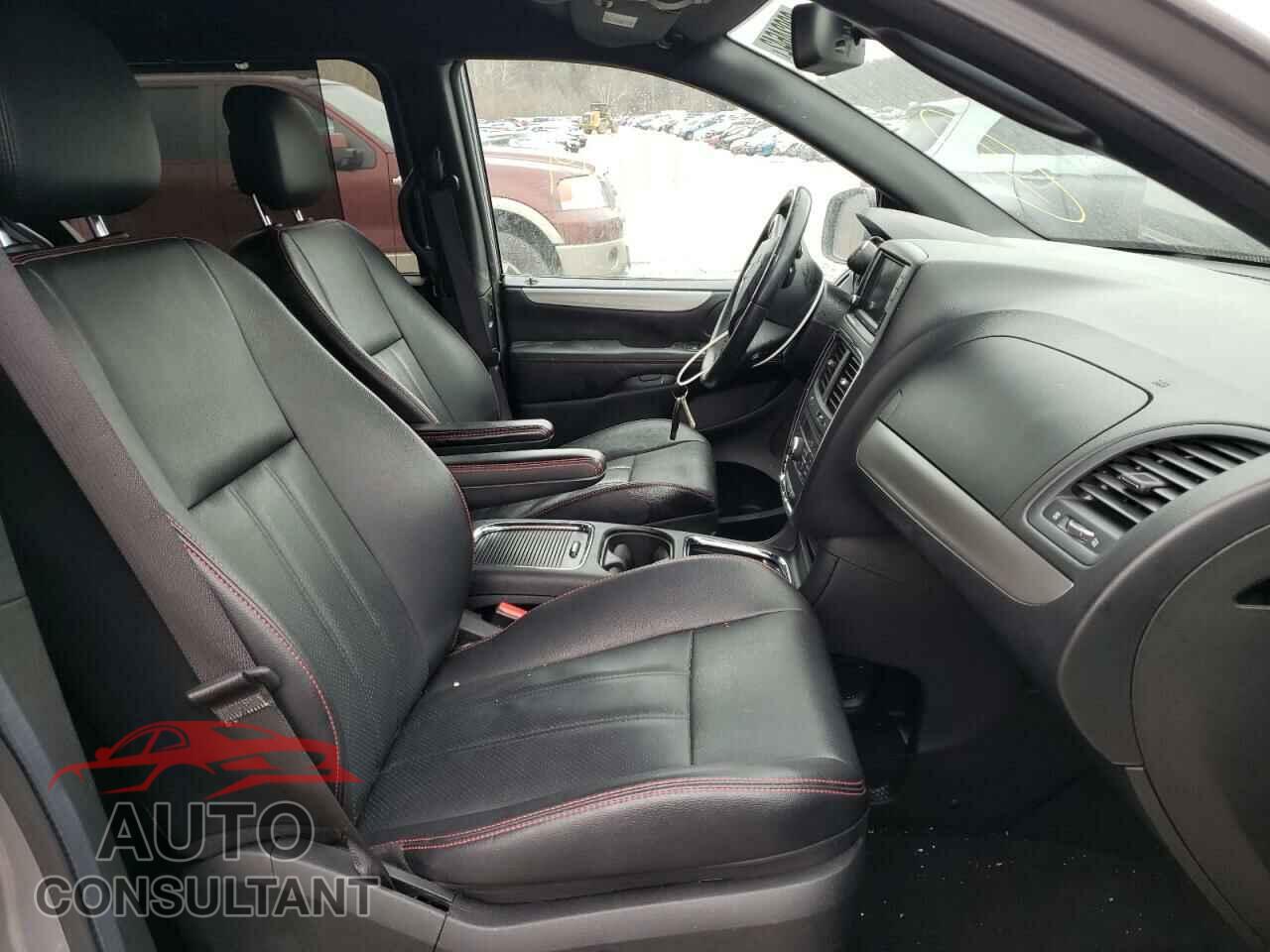 DODGE GRAND CARA 2019 - 2C4RDGEG6KR764650