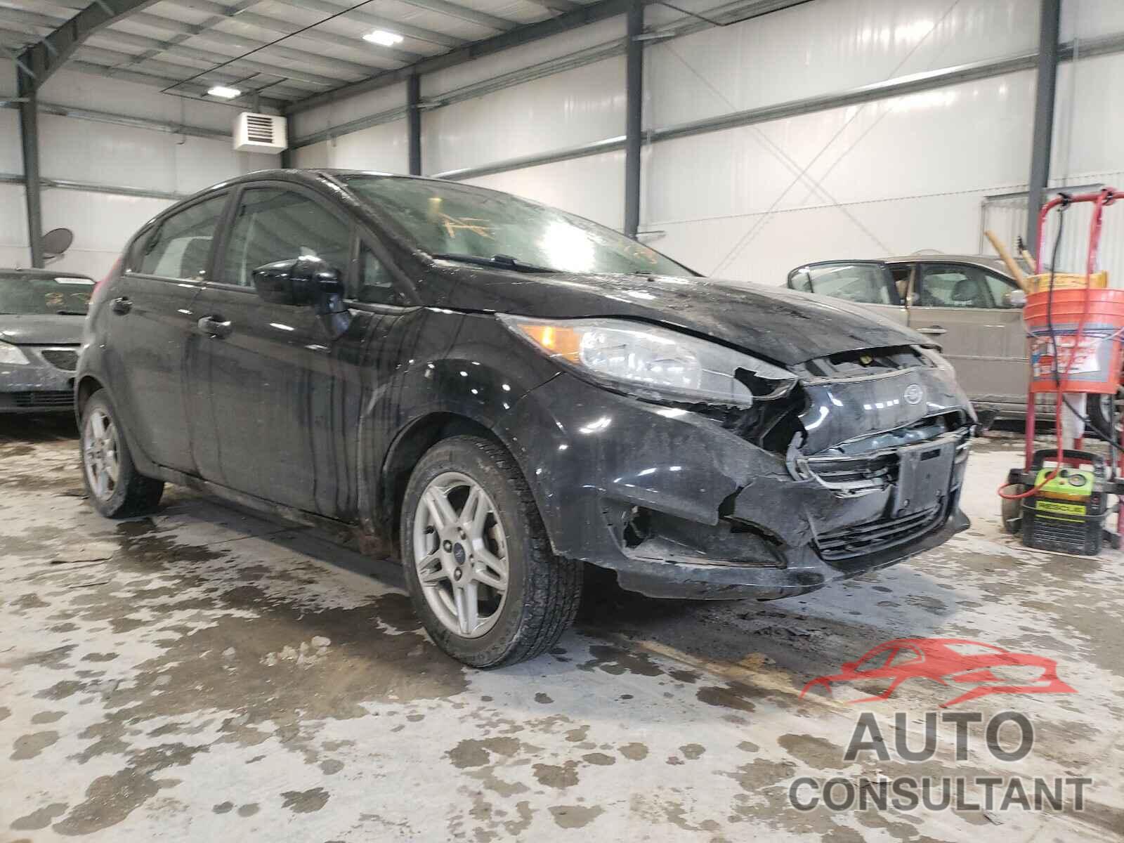 FORD FIESTA 2017 - 3FADP4EJ8HM135828