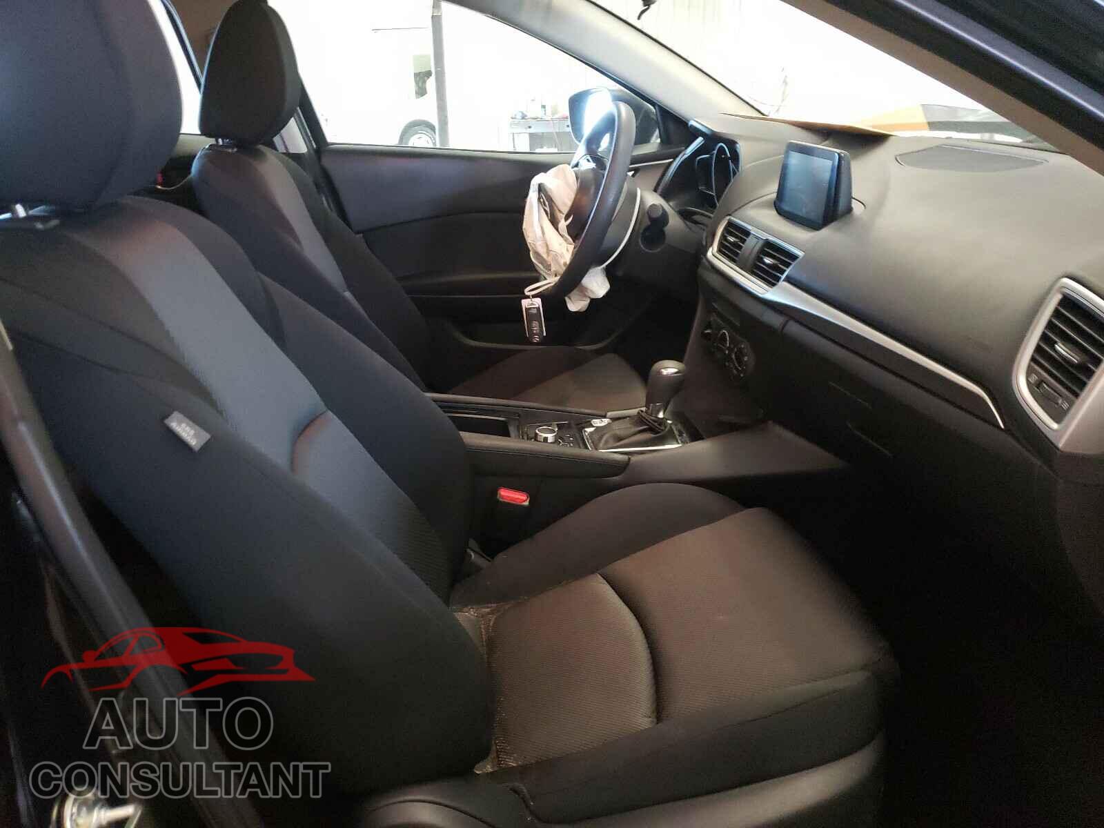 MAZDA 3 2017 - 3MZBN1K73HM113618