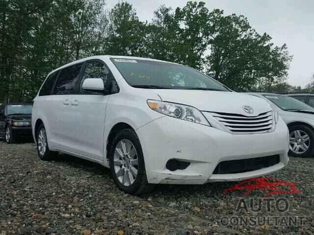 TOYOTA SIENNA 2015 - 5TDJK3DC7FS095912