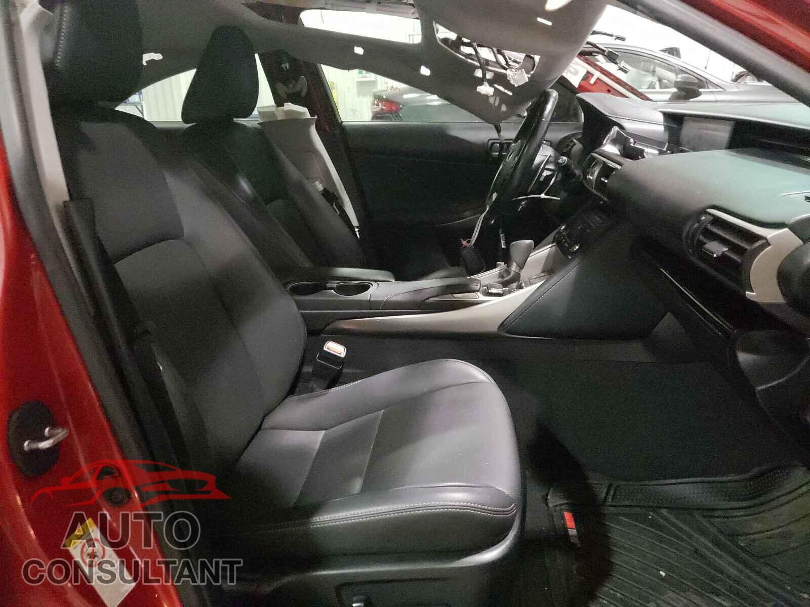 LEXUS IS 2017 - JTHBA1D2XH5044916