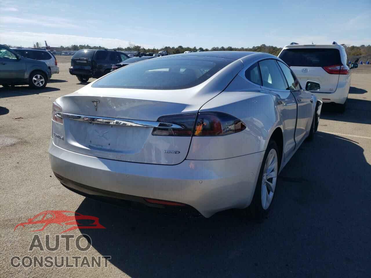 TESLA MODEL S 2018 - 5YJSA1E20JF288045