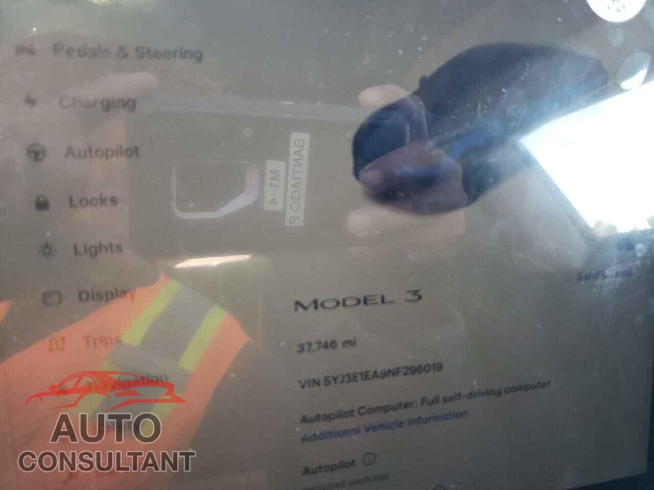 TESLA MODEL 3 2022 - 5YJ3E1EA9NF296019