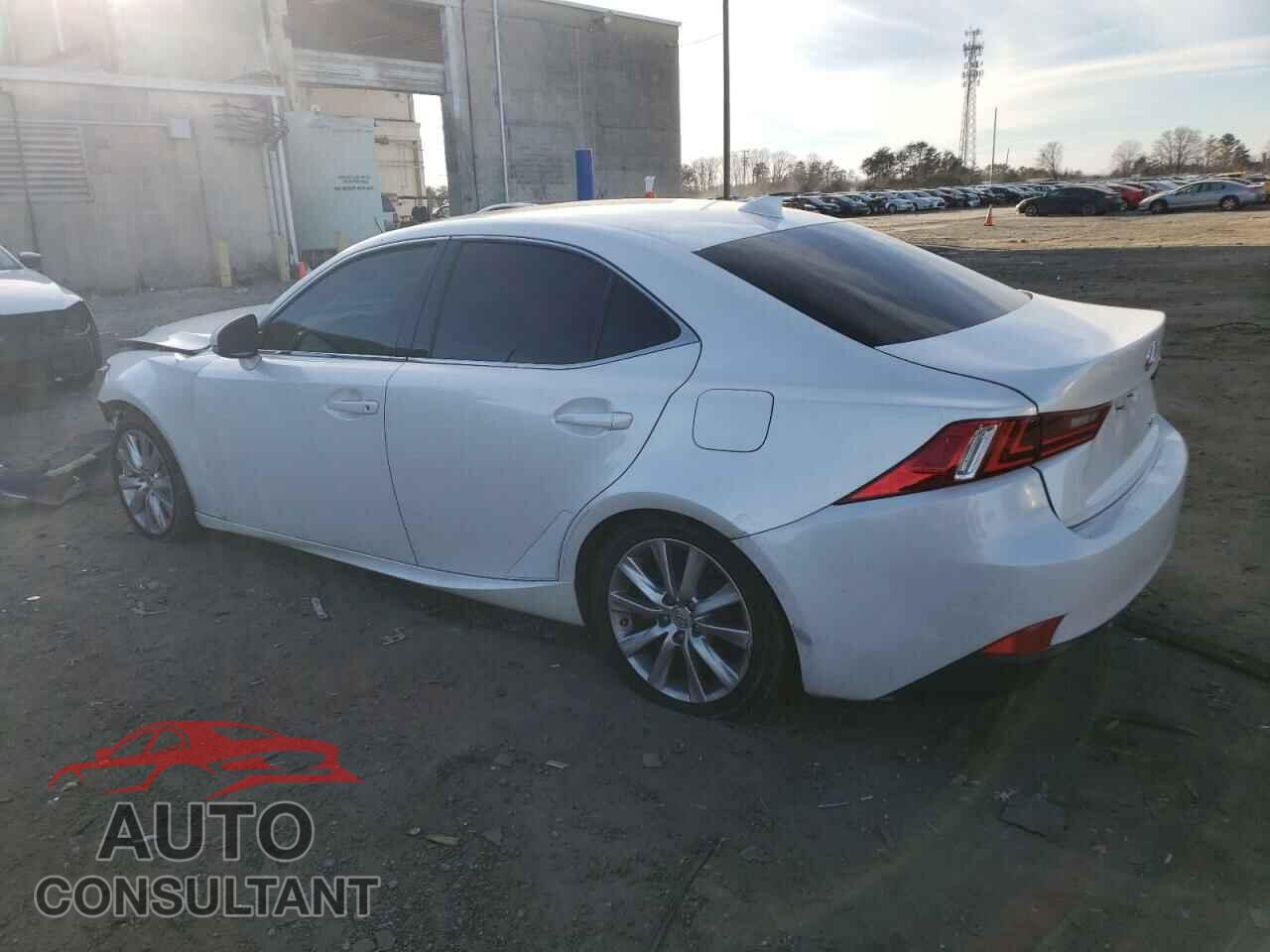 LEXUS IS 2016 - JTHBA1D28G5015848