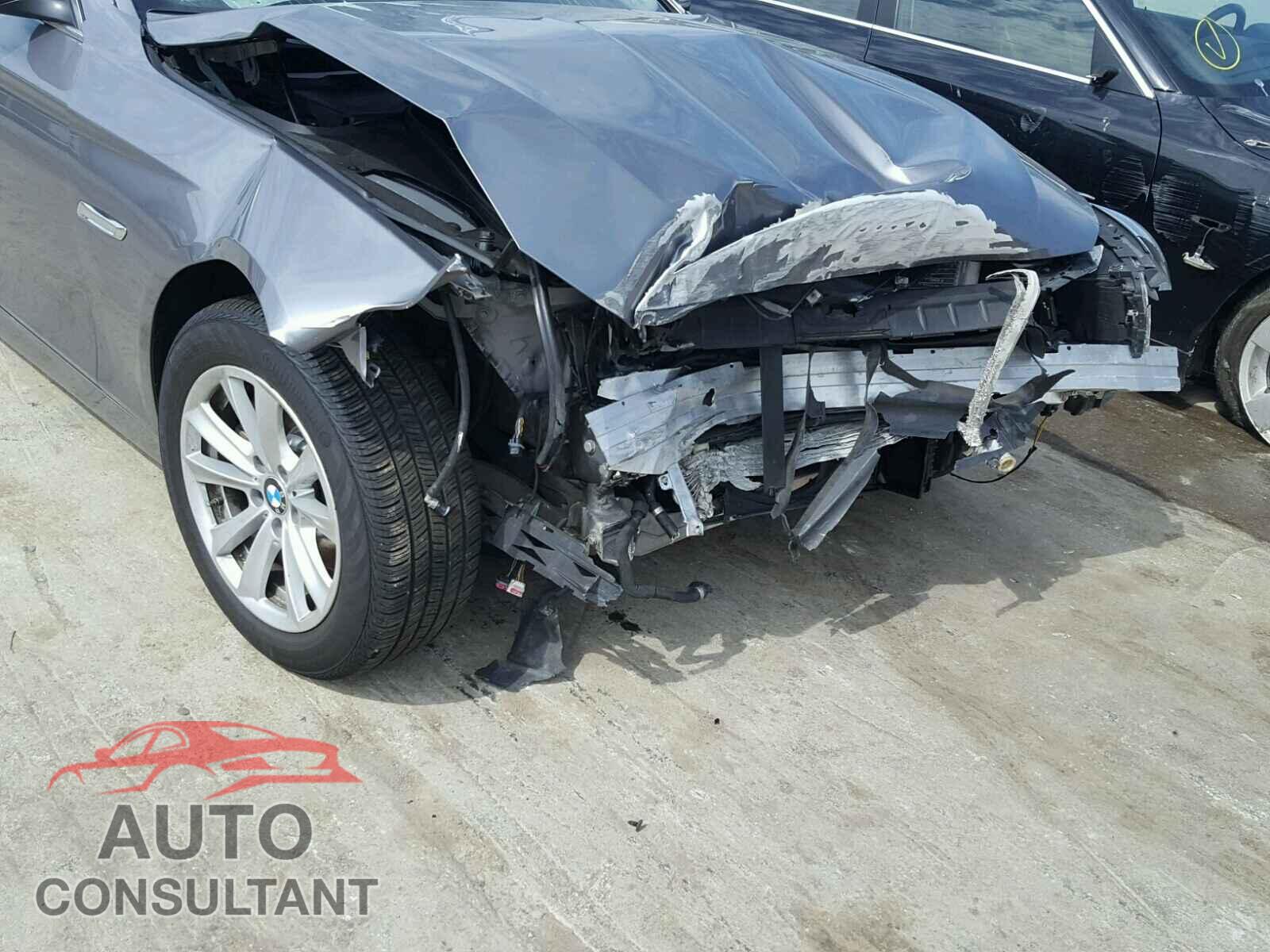 BMW 528 XI 2015 - WBA5A7C57FD627585