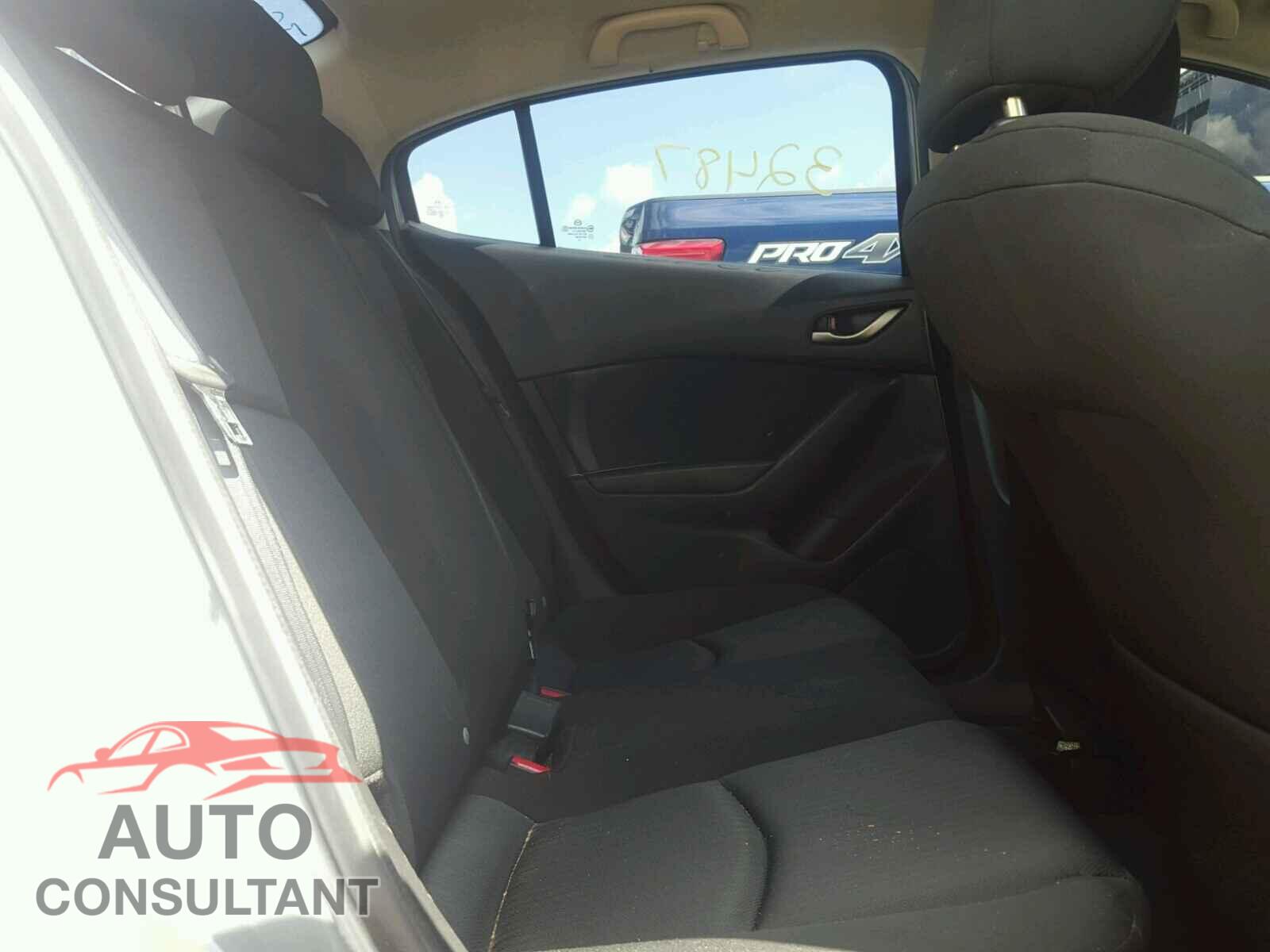 MAZDA 3 2015 - JM1BM1T78F1223062