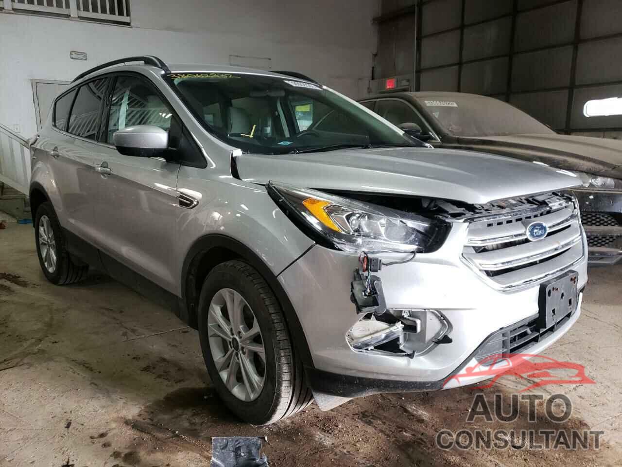 FORD ESCAPE 2017 - 1FMCU9GD1HUB46020