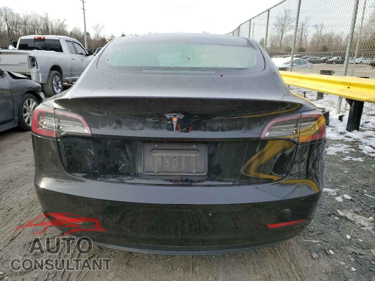 TESLA MODEL 3 2019 - 5YJ3E1EA0KF324236