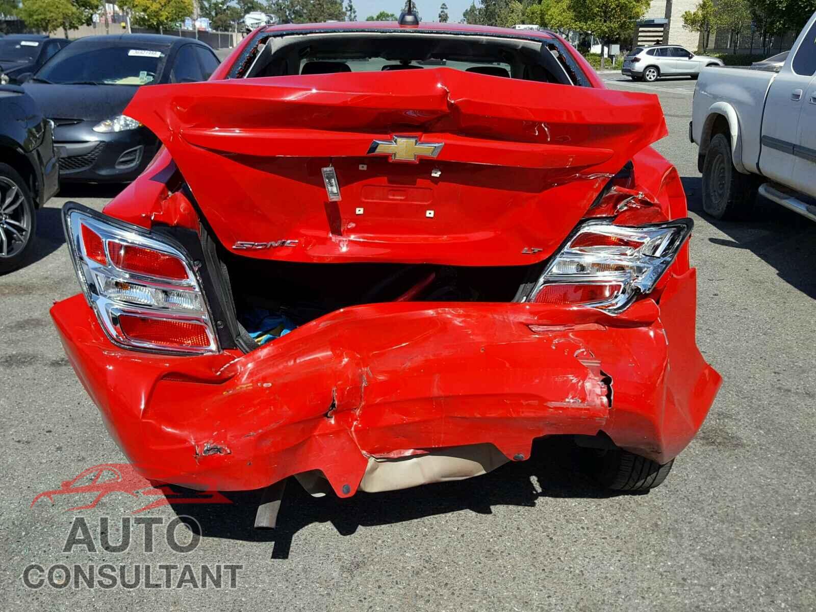 CHEVROLET SONIC 2017 - 1G1JD5SH1H4100114