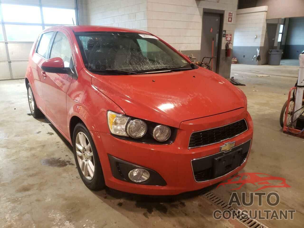 CHEVROLET SONIC 2016 - 1G1JC6SH0G4164135