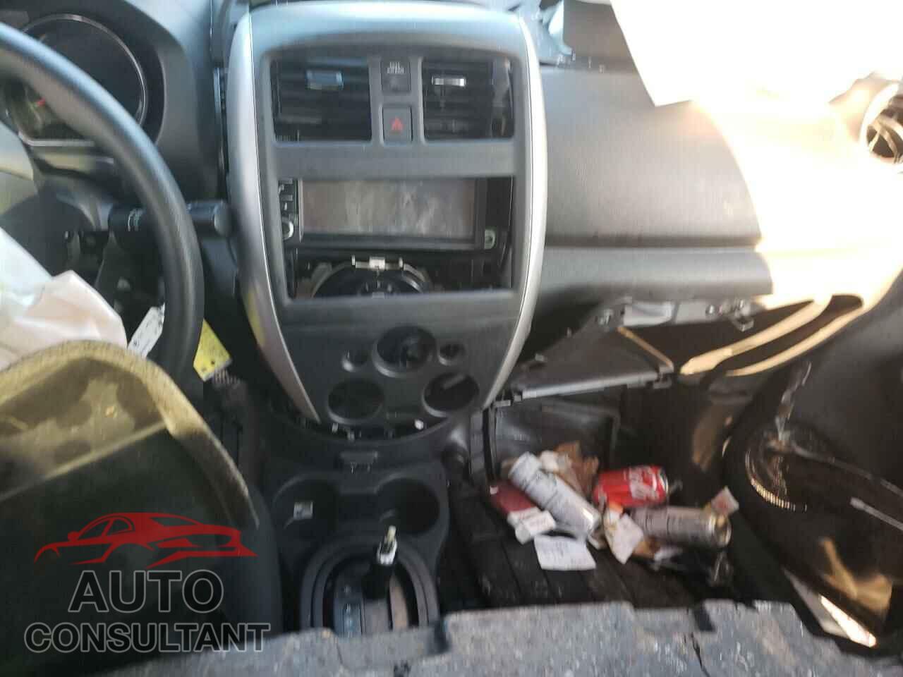 NISSAN VERSA 2019 - 3N1CN7AP3KL849664