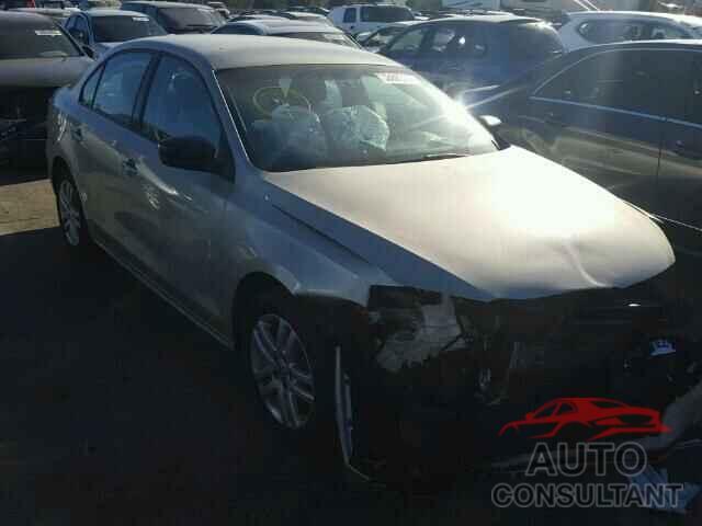 VOLKSWAGEN JETTA 2015 - 3VW1K7AJ4FM230836