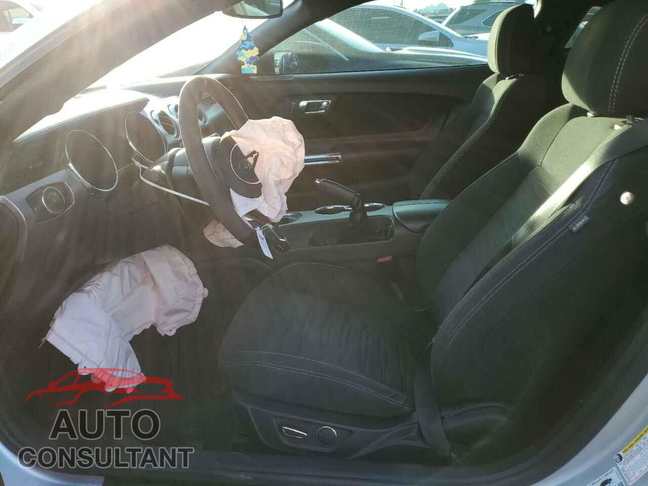 FORD MUSTANG 2017 - 1FA6P8CF0H5330875