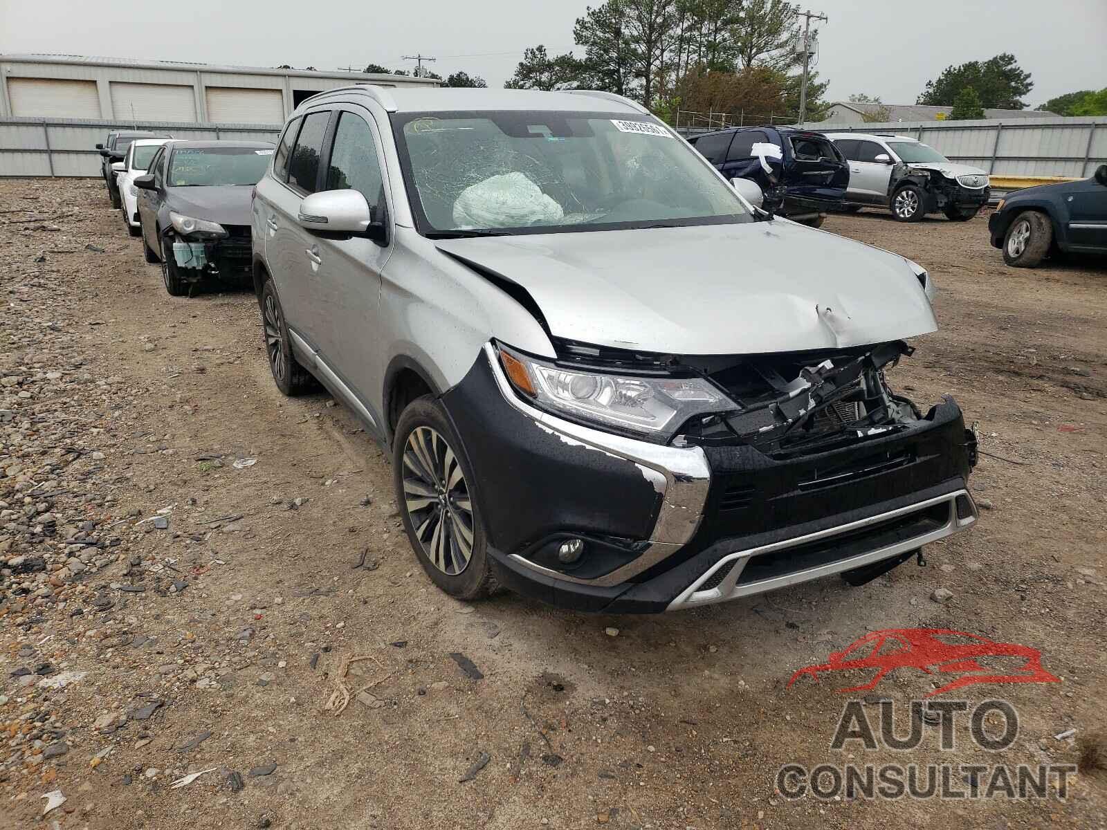 MITSUBISHI OUTLANDER 2020 - JA4AD3A39LZ028828