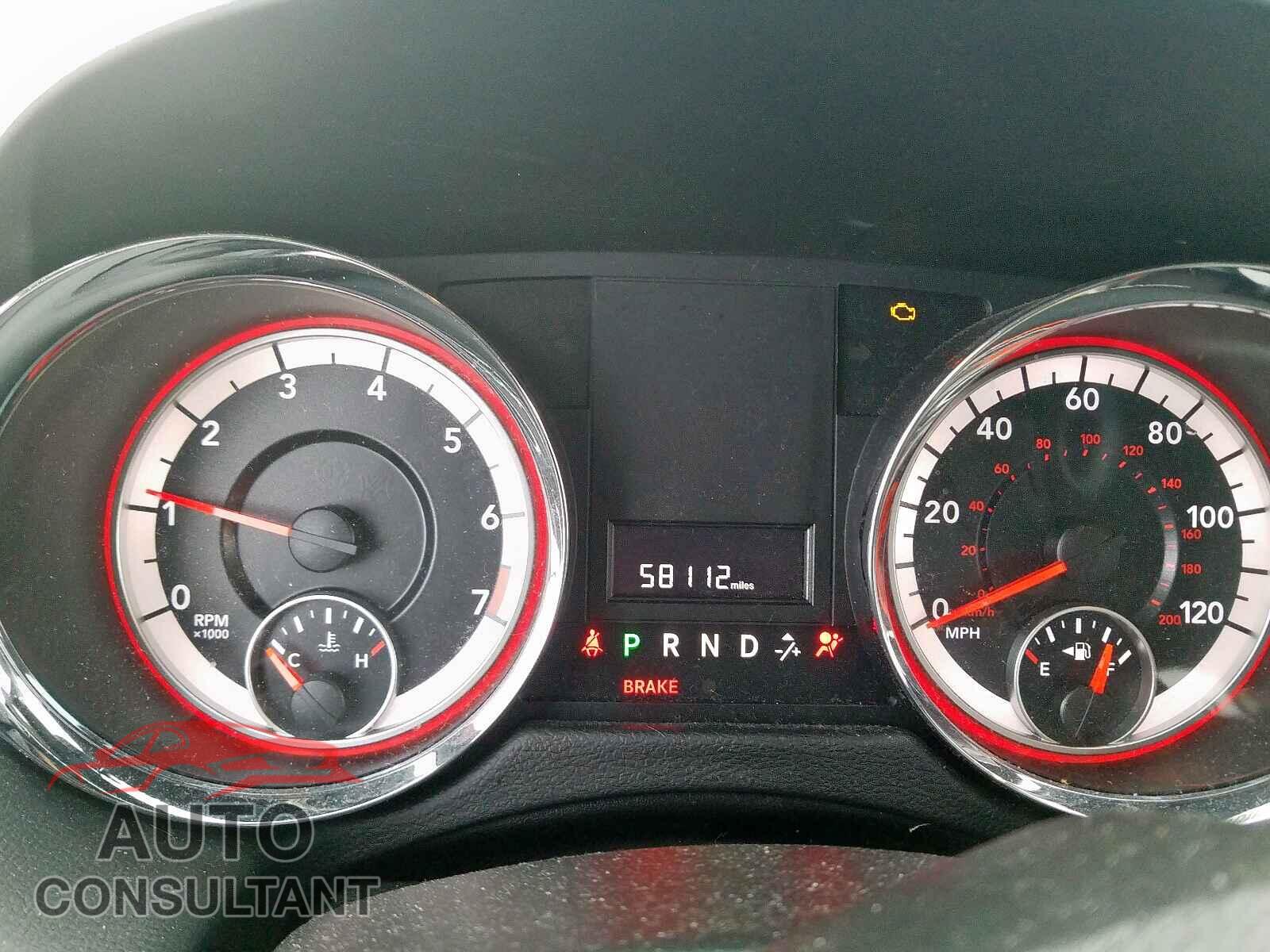 DODGE CARAVAN 2017 - 5NPD84LF5LH576367