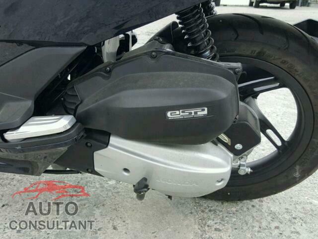 HONDA SCOOTER 2017 - RLHKF1809HY200972