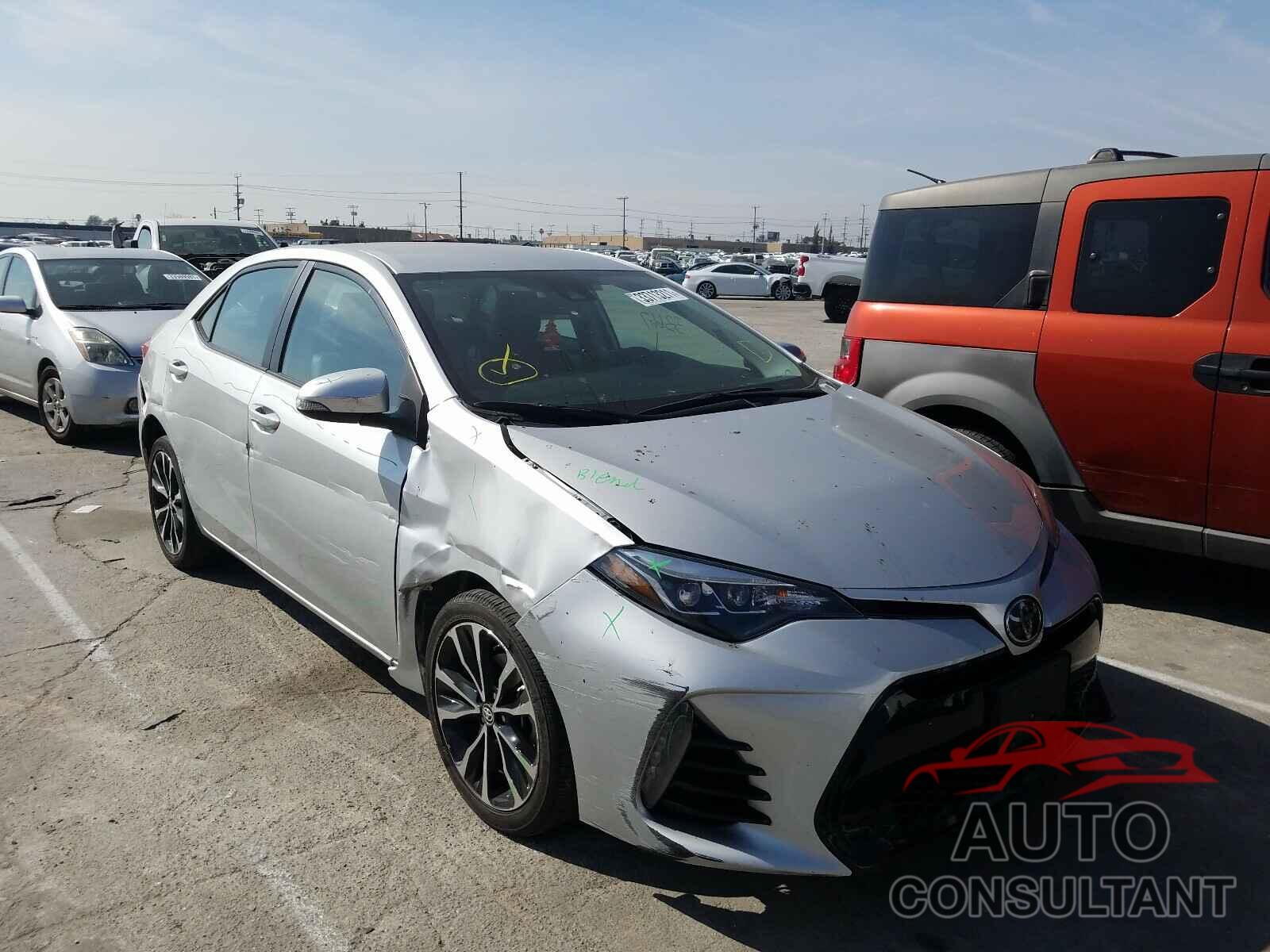 TOYOTA COROLLA 2018 - 5TDJZRFH4JS549744