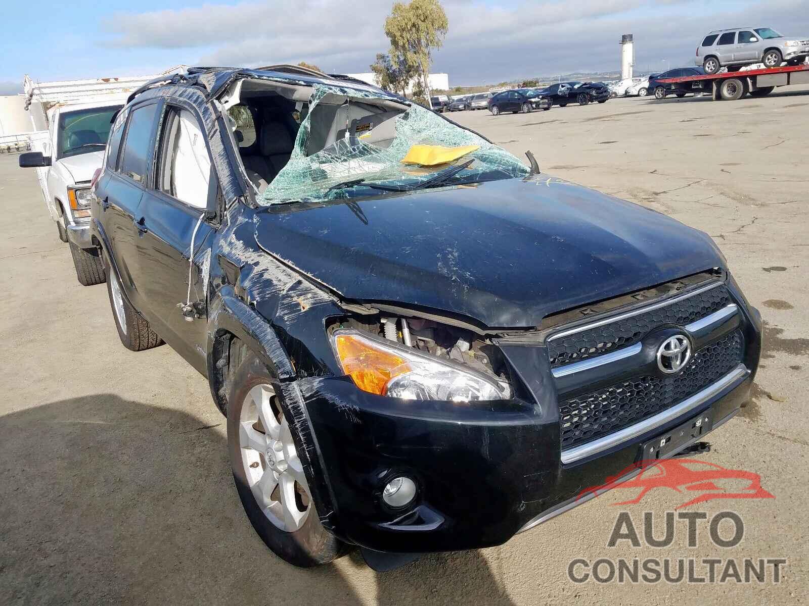 TOYOTA RAV4 2012 - 1VWDT7A35HC052774