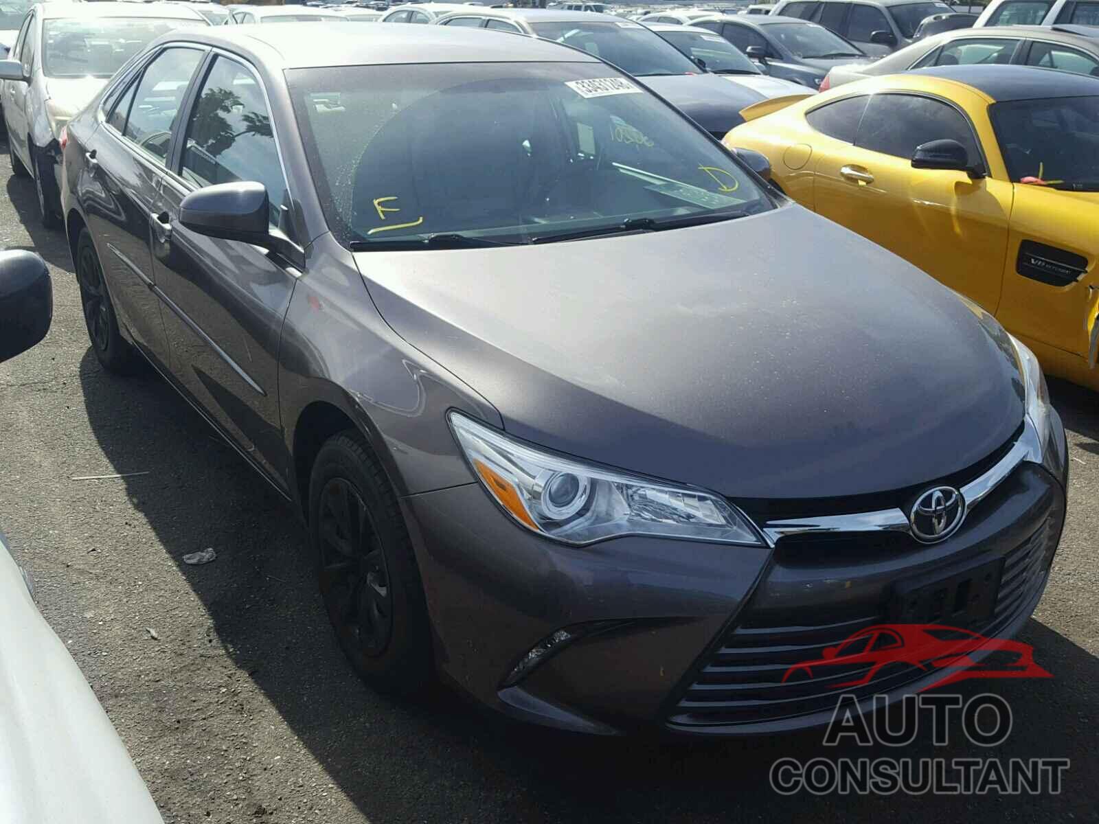 TOYOTA CAMRY 2015 - 4T4BF1FK8FR500237