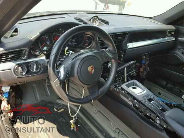 PORSCHE 911 2015 - WP0BA2A96FS132031