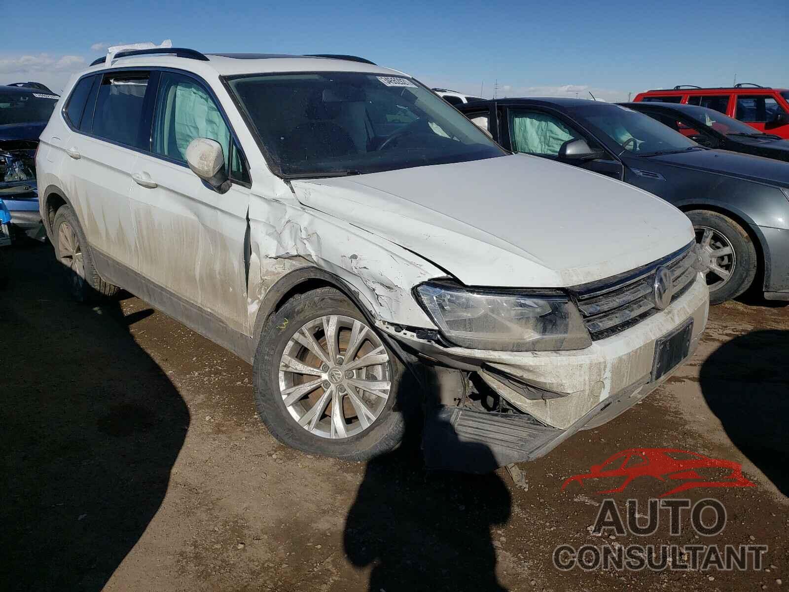 VOLKSWAGEN TIGUAN 2019 - 3VV2B7AX0KM143118