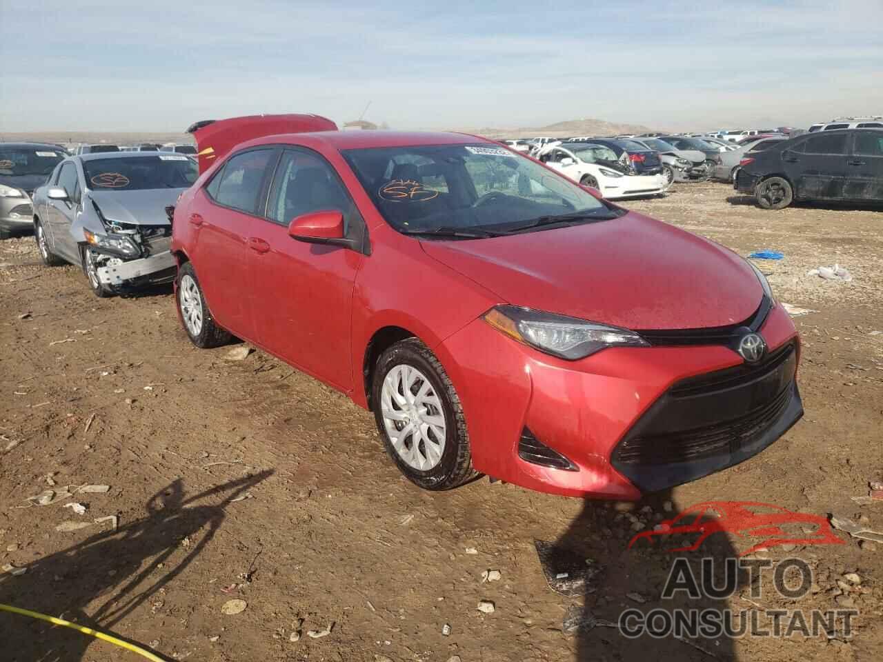 TOYOTA COROLLA 2018 - 5YFBURHE4JP814080
