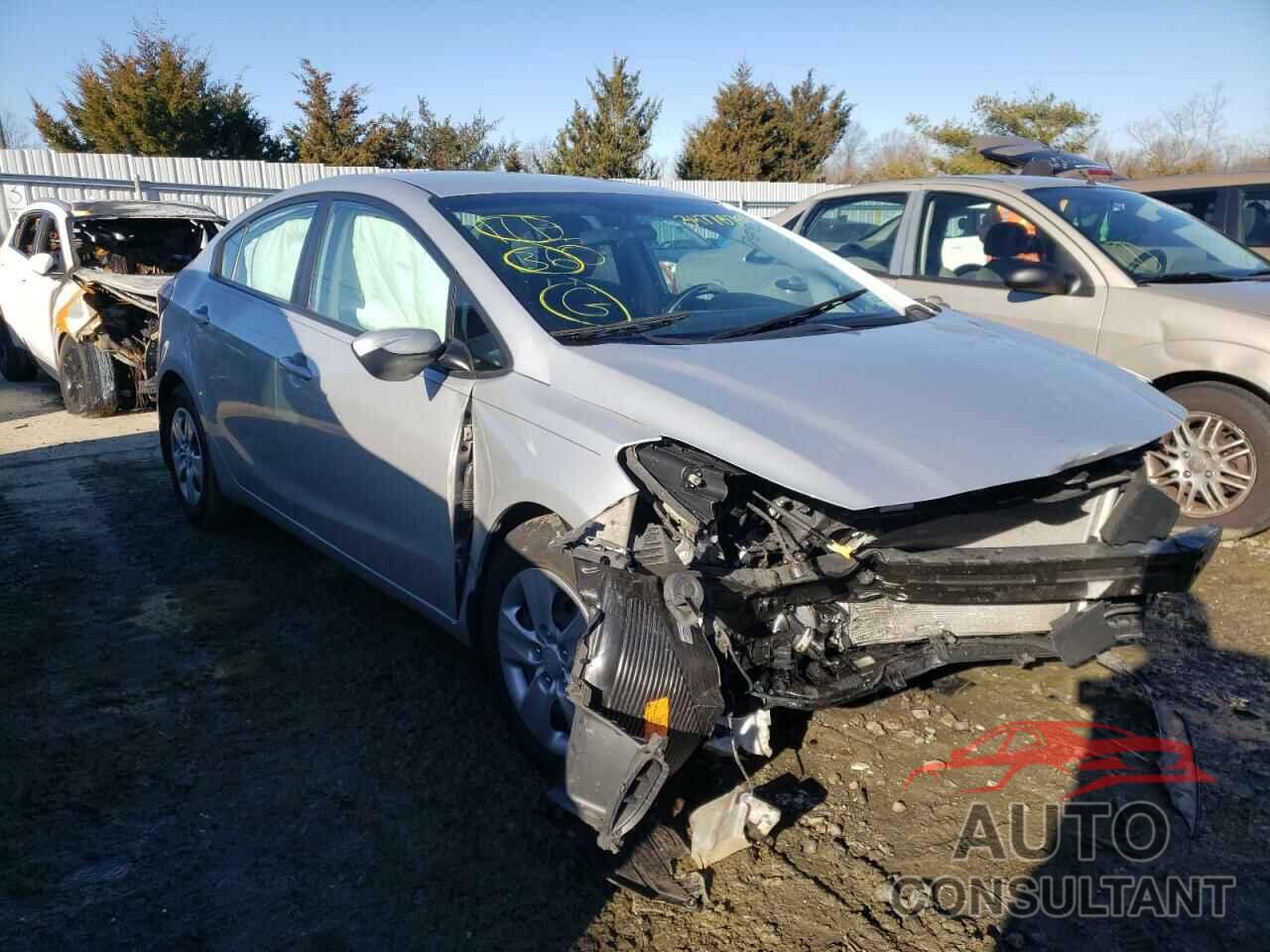 KIA FORTE 2018 - 3KPFK4A72JE280519