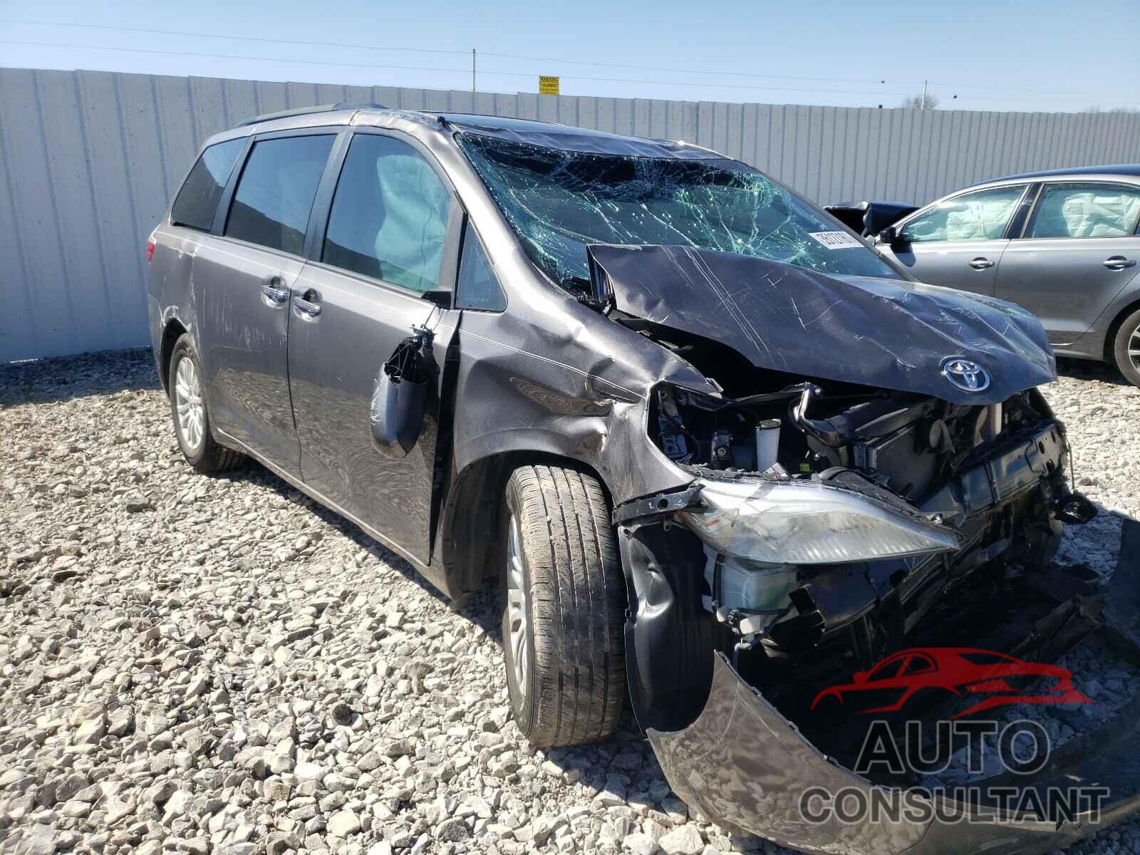 TOYOTA SIENNA 2017 - 5TDYZ3DC5HS841819