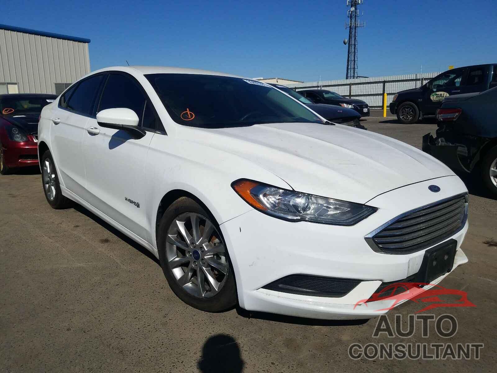 FORD FUSION 2017 - 3FA6P0LU4HR295089