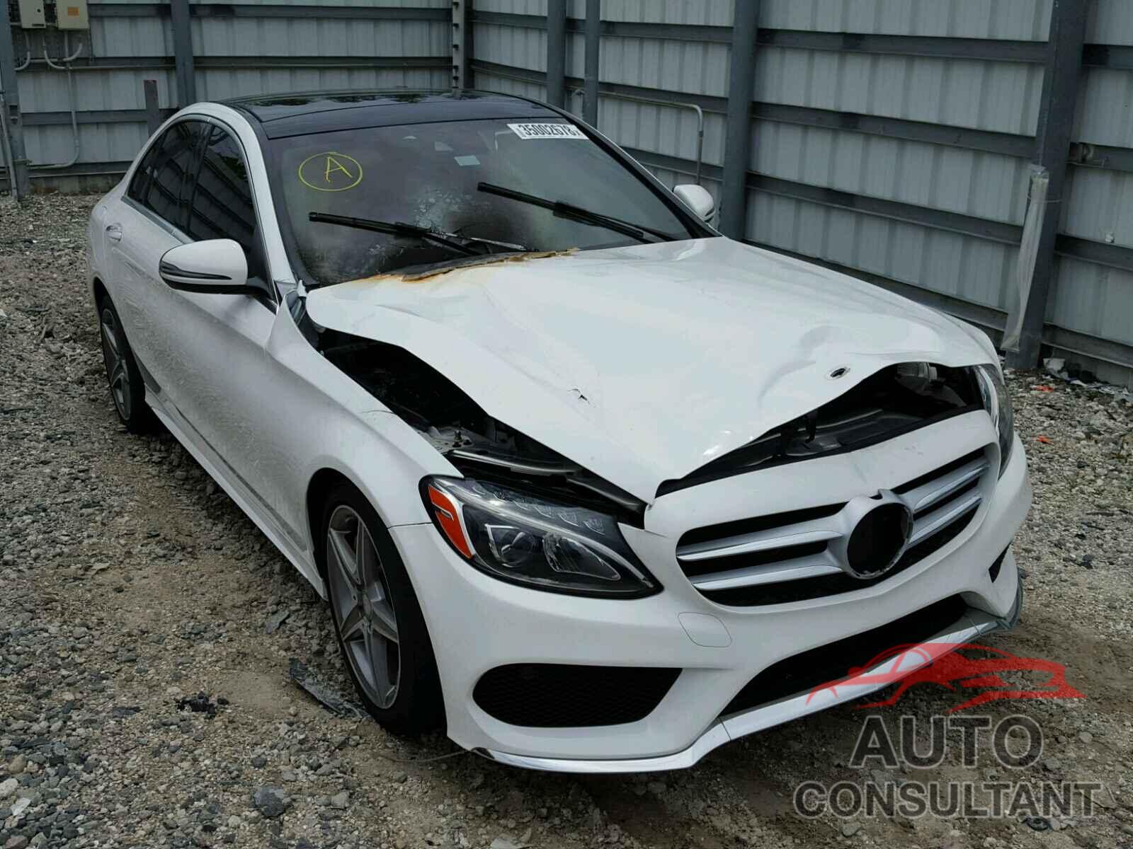 MERCEDES-BENZ C-CLASS 2016 - 55SWF4JB5GU156285