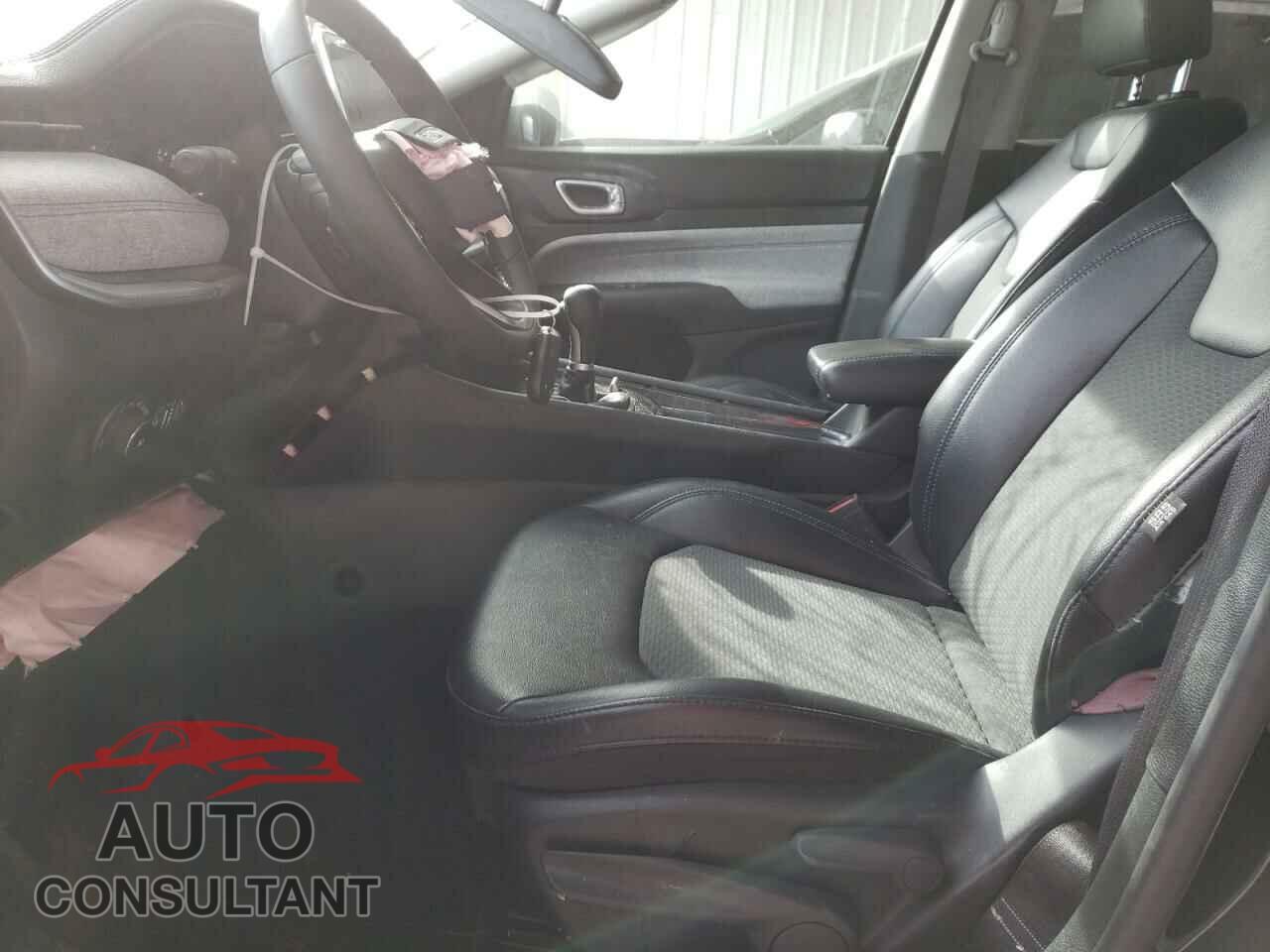 JEEP COMPASS 2022 - 3C4NJDBB2NT108218