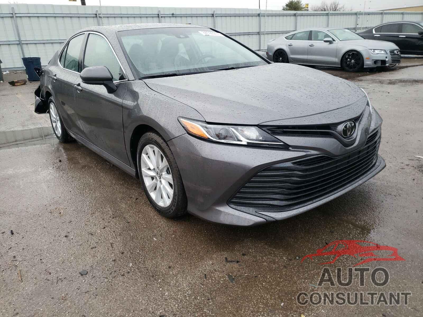 TOYOTA CAMRY 2018 - 4T1B11HK5JU547286