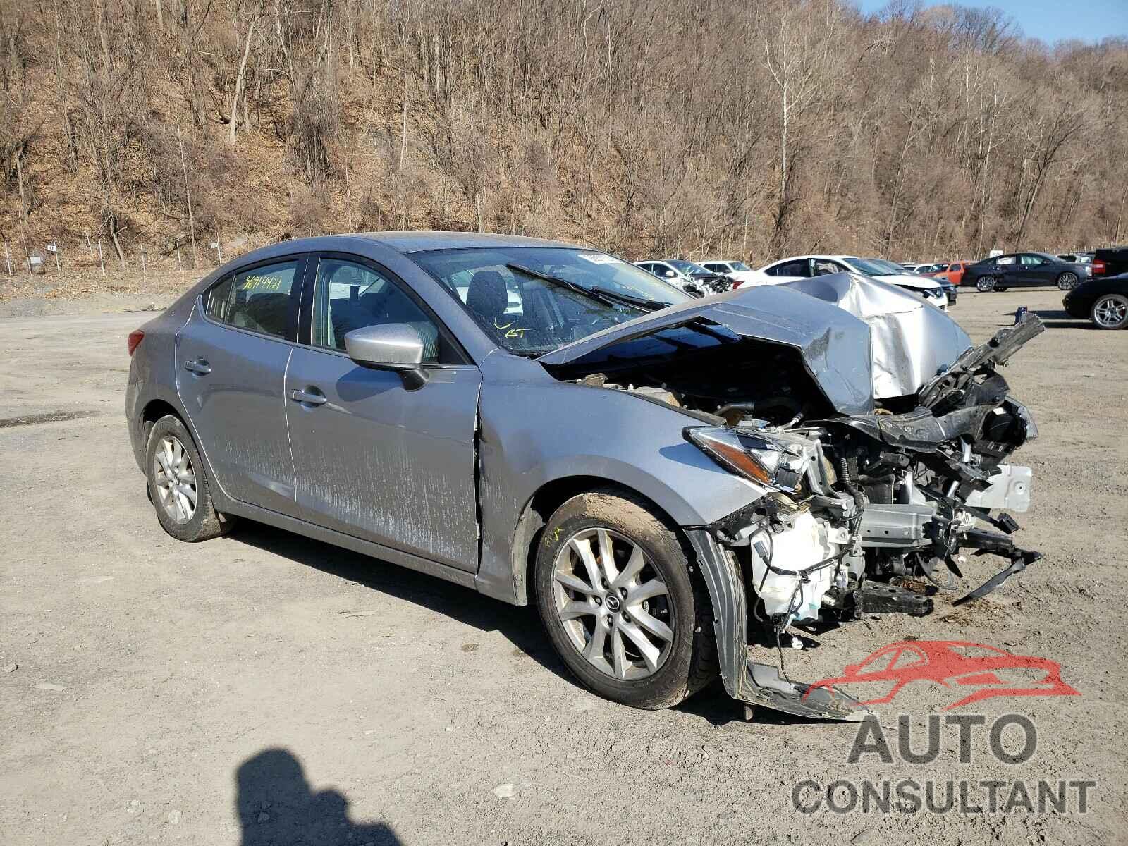 MAZDA 3 2016 - JM1BM1U75G1340758