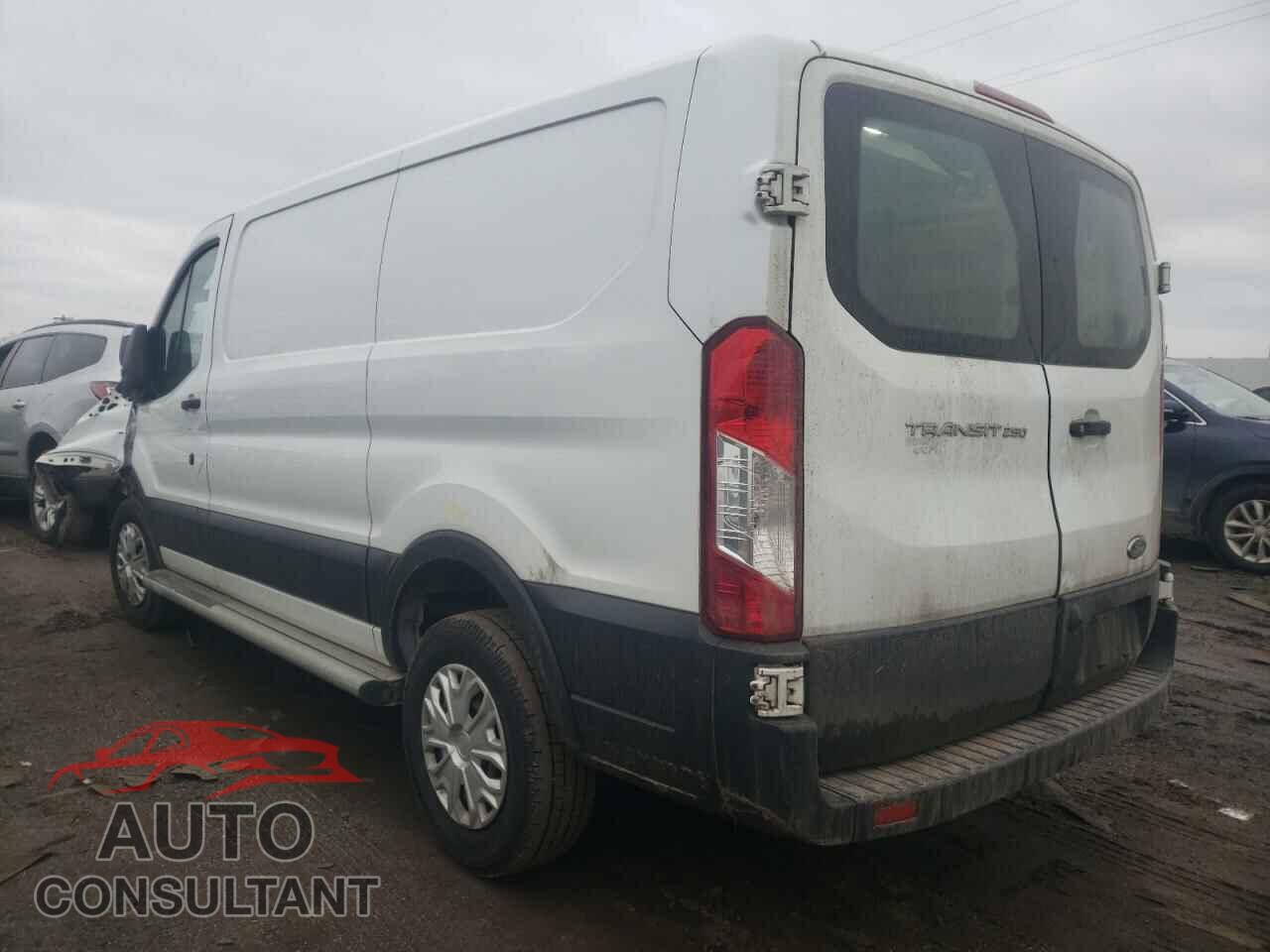 FORD TRANSIT 2018 - 1FTYR1YMXJKA99079