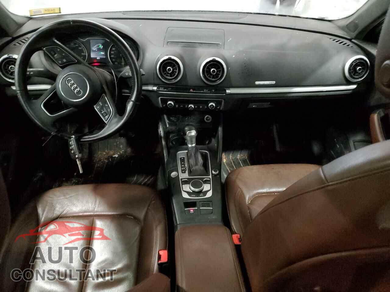 AUDI A3 2017 - WAUUPBFF2HA072602