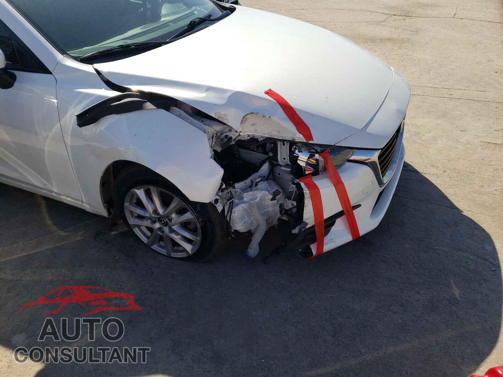 MAZDA 3 2017 - JM1BN1K76H1122300