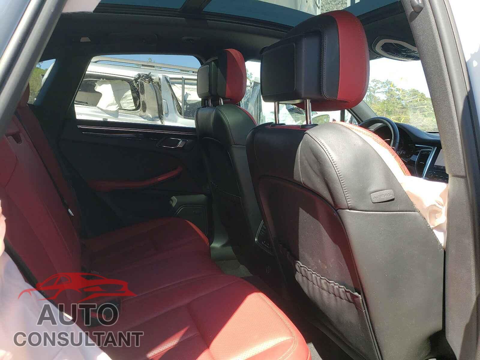 PORSCHE MACAN 2017 - WP1AA2A51HLB82632