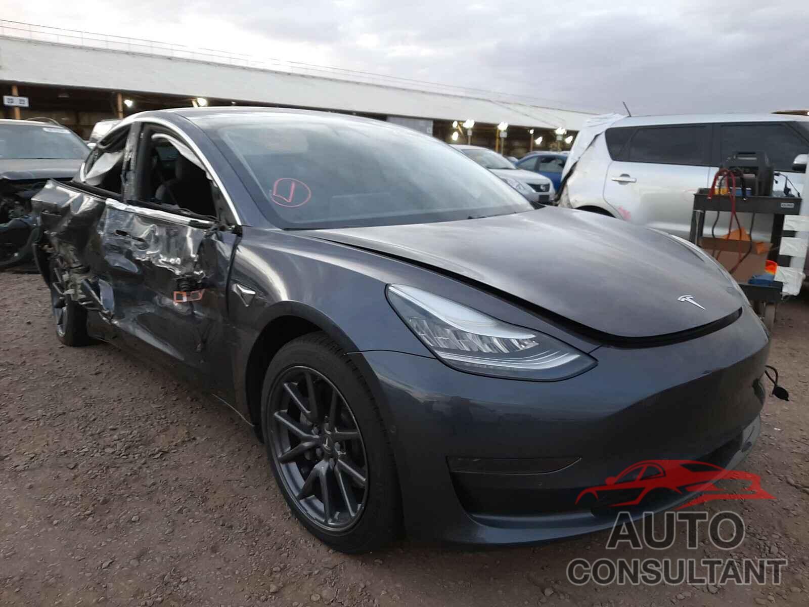 TESLA MODEL 3 2020 - 5YJ3E1EA1LF596943