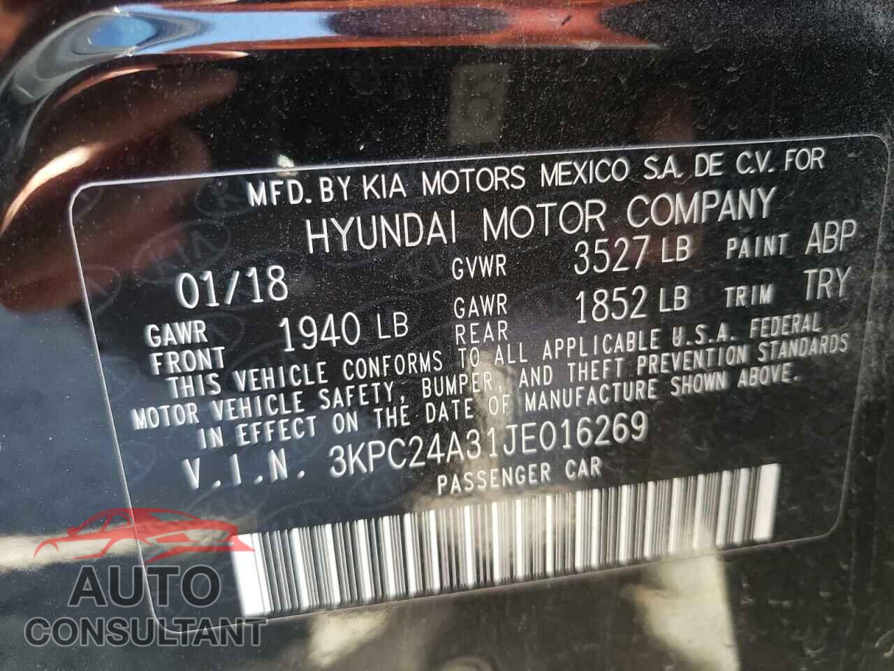 HYUNDAI ACCENT 2018 - 3KPC24A31JE016269