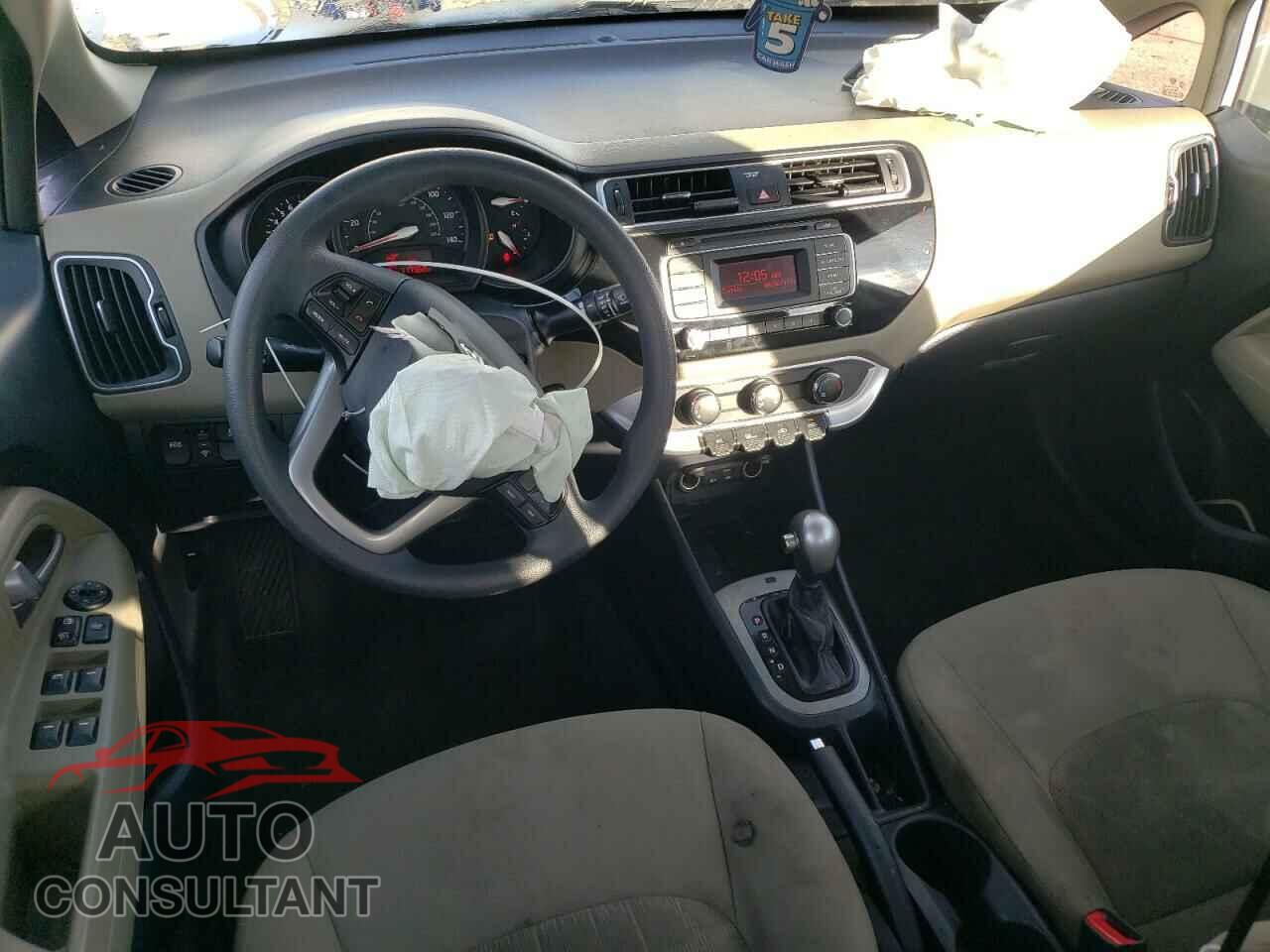 KIA RIO 2017 - KNADM4A37H6061583
