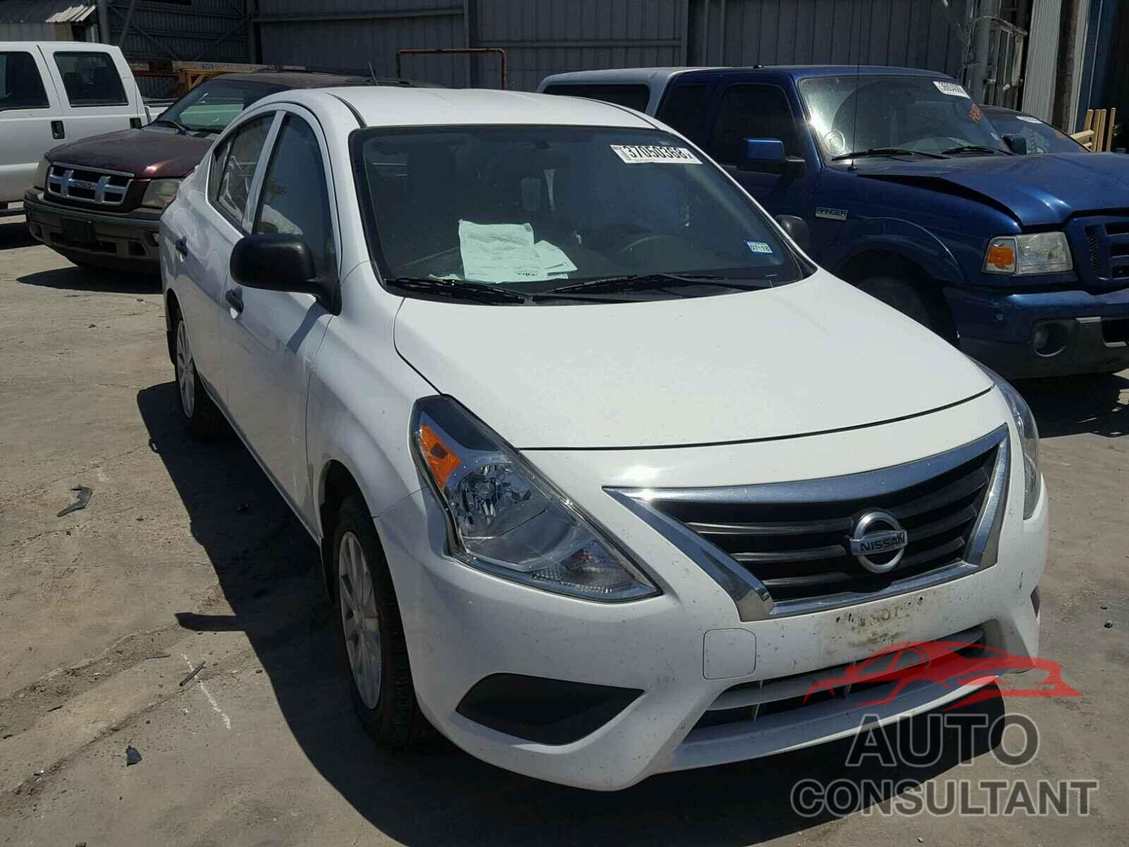 NISSAN VERSA 2015 - 3N1CN7AP6FL818639