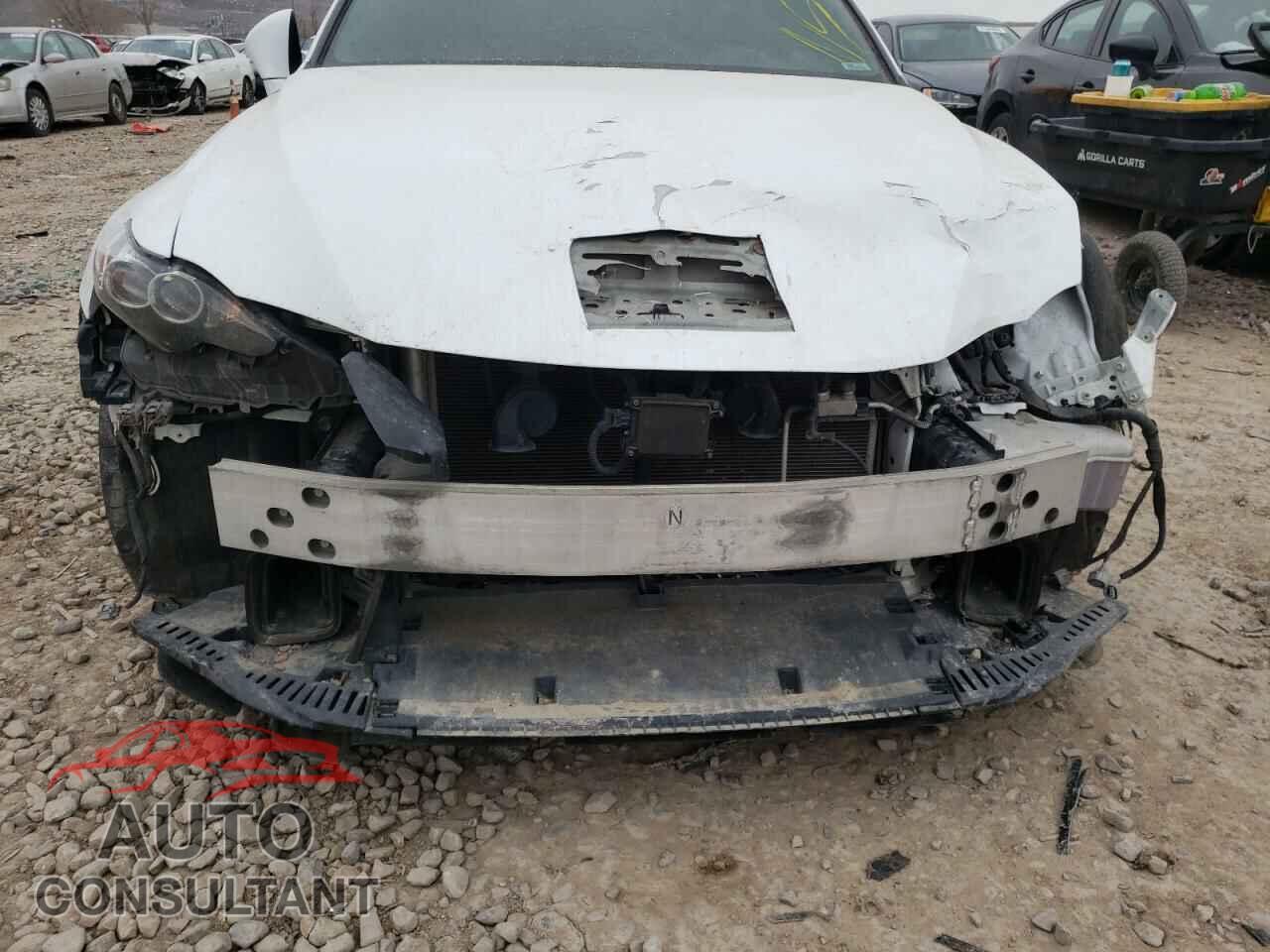 LEXUS IS 2016 - JTHCE1D24G5012129