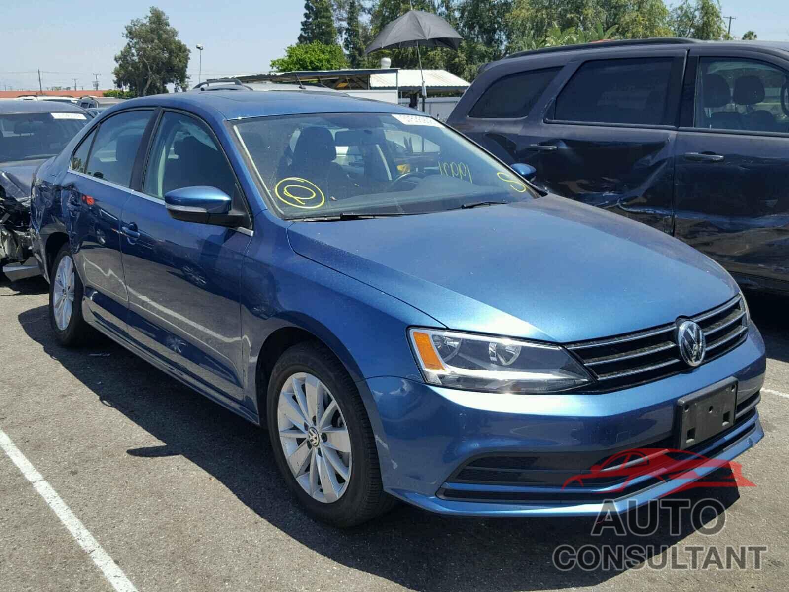 VOLKSWAGEN JETTA 2015 - 3VWD17AJ8FM286228