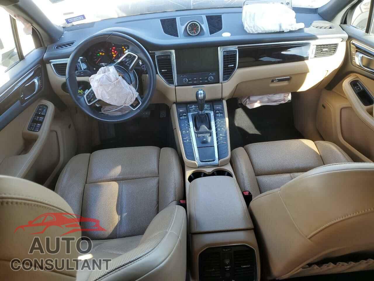 PORSCHE MACAN 2018 - WP1AA2A56JLB17183