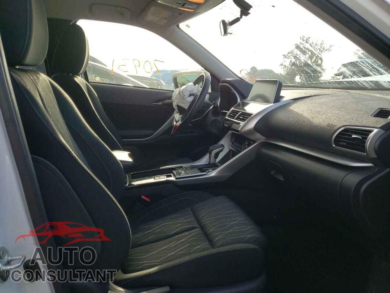 MITSUBISHI ECLIPSE 2018 - JA4AT5AA2JZ045450