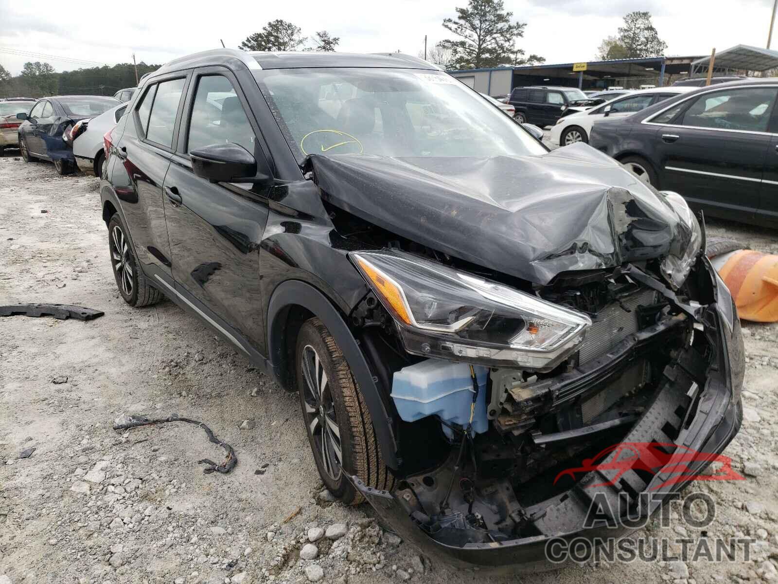 NISSAN KICKS 2018 - 3N1CP5CUXJL520704