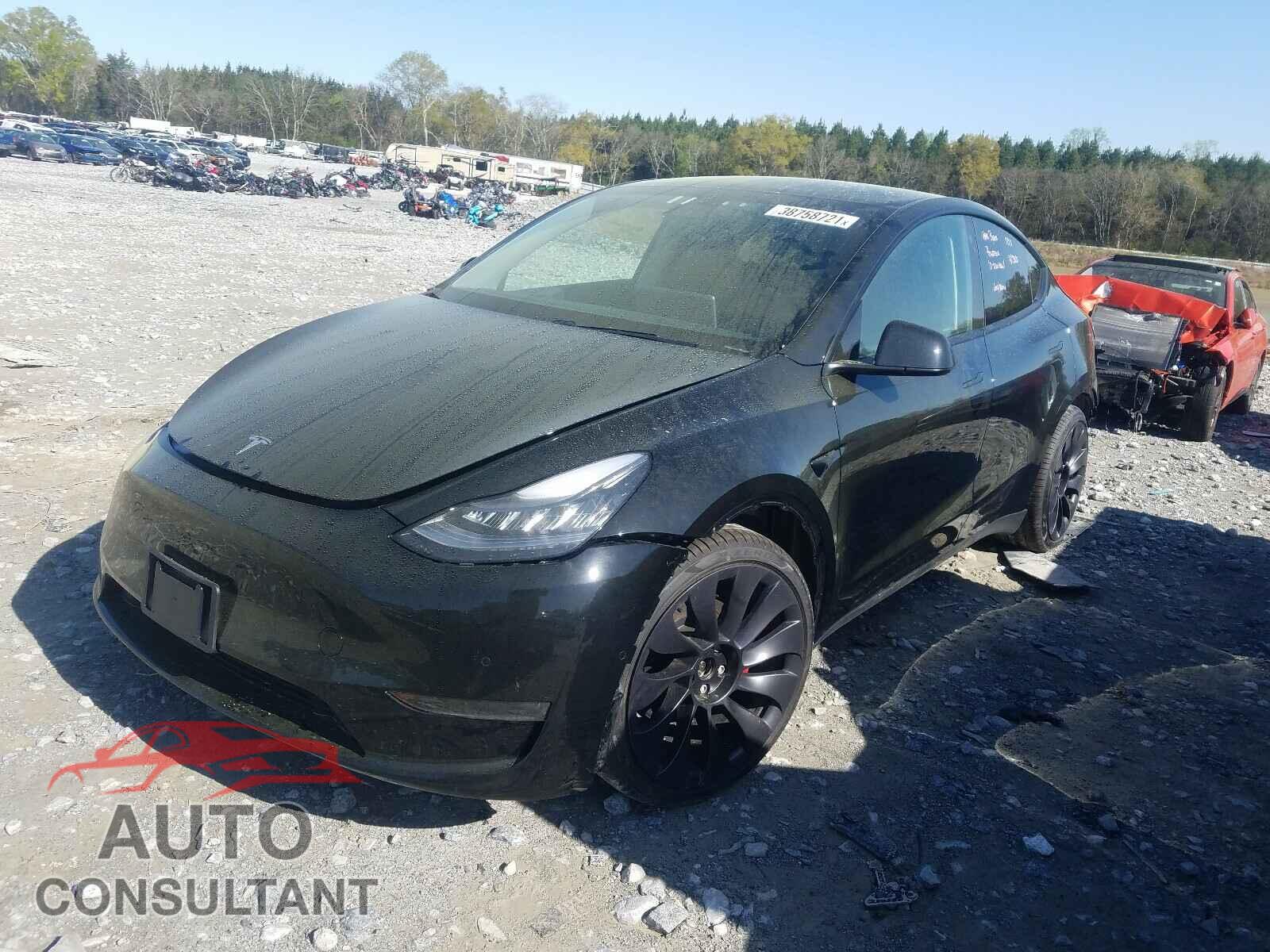 TESLA MODEL Y 2021 - 5YJYGDEF7MF083985