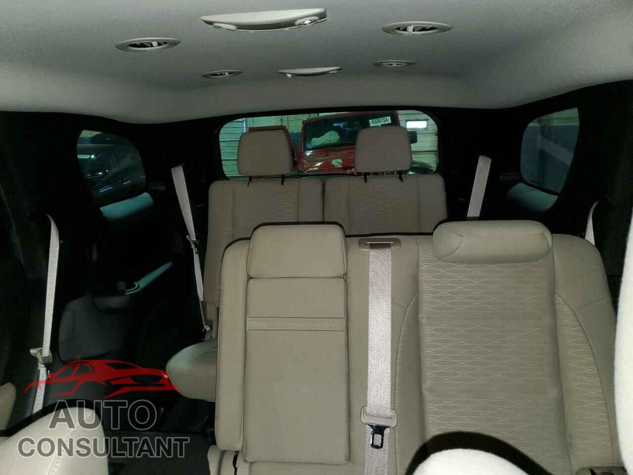 DODGE DURANGO 2018 - 1C4RDJAG9JC329745