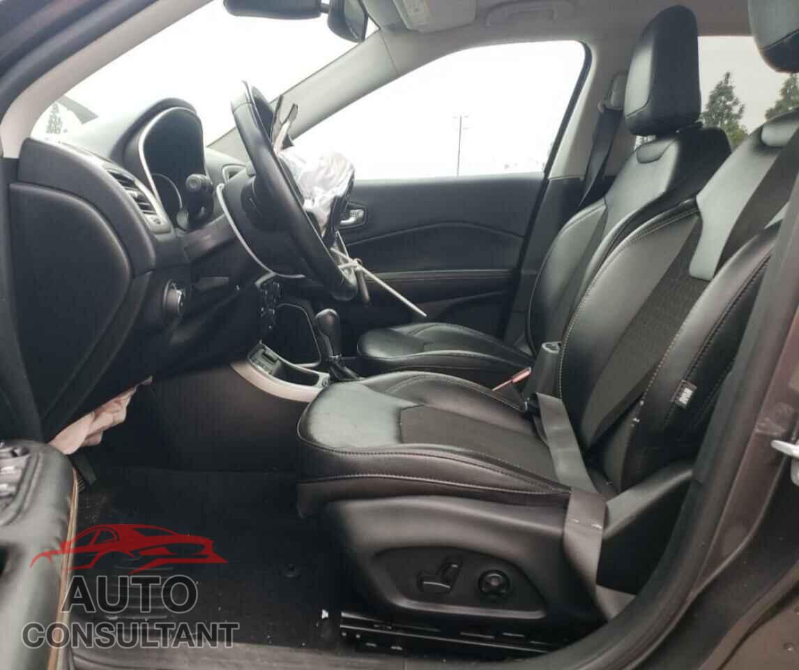 JEEP COMPASS 2020 - 3C4NJCBB4LT257558