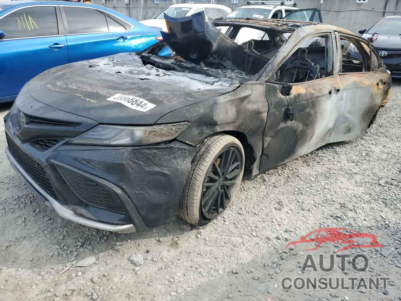 TOYOTA CAMRY 2024 - 4T1KZ1AK4RU096169